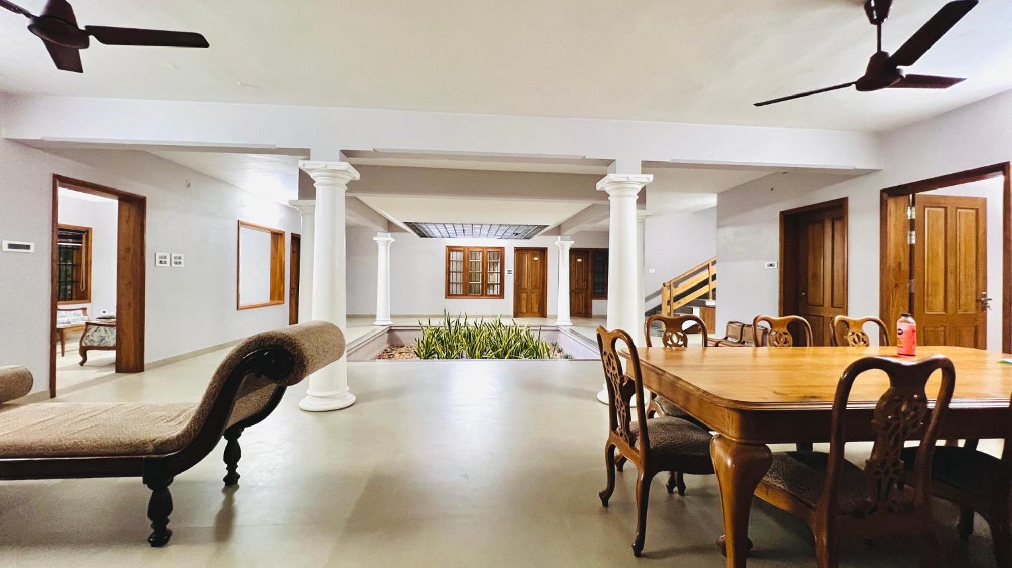 Waterfront By Palmyra Apartamento Kollam Exterior foto