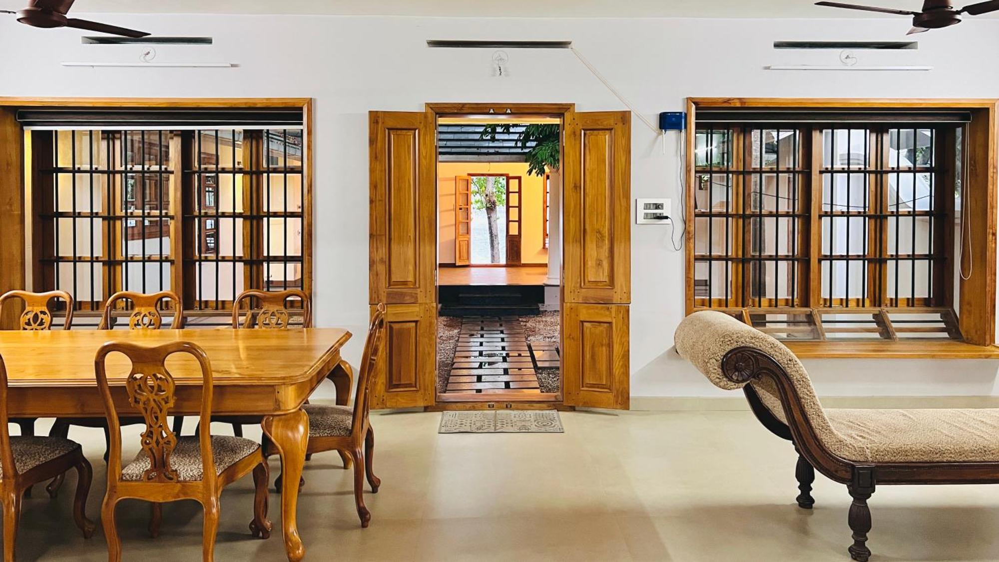 Waterfront By Palmyra Apartamento Kollam Exterior foto