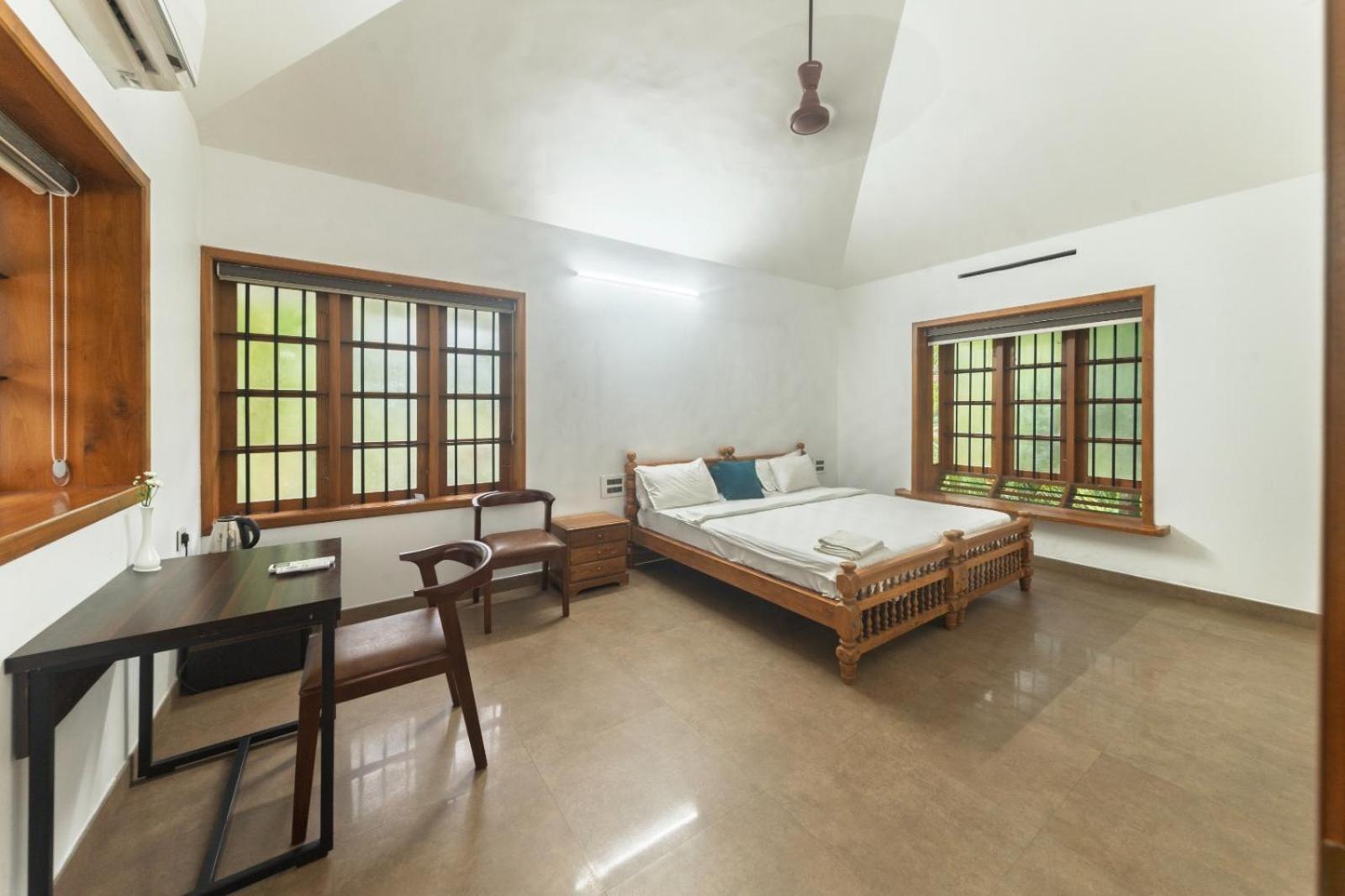 Waterfront By Palmyra Apartamento Kollam Exterior foto