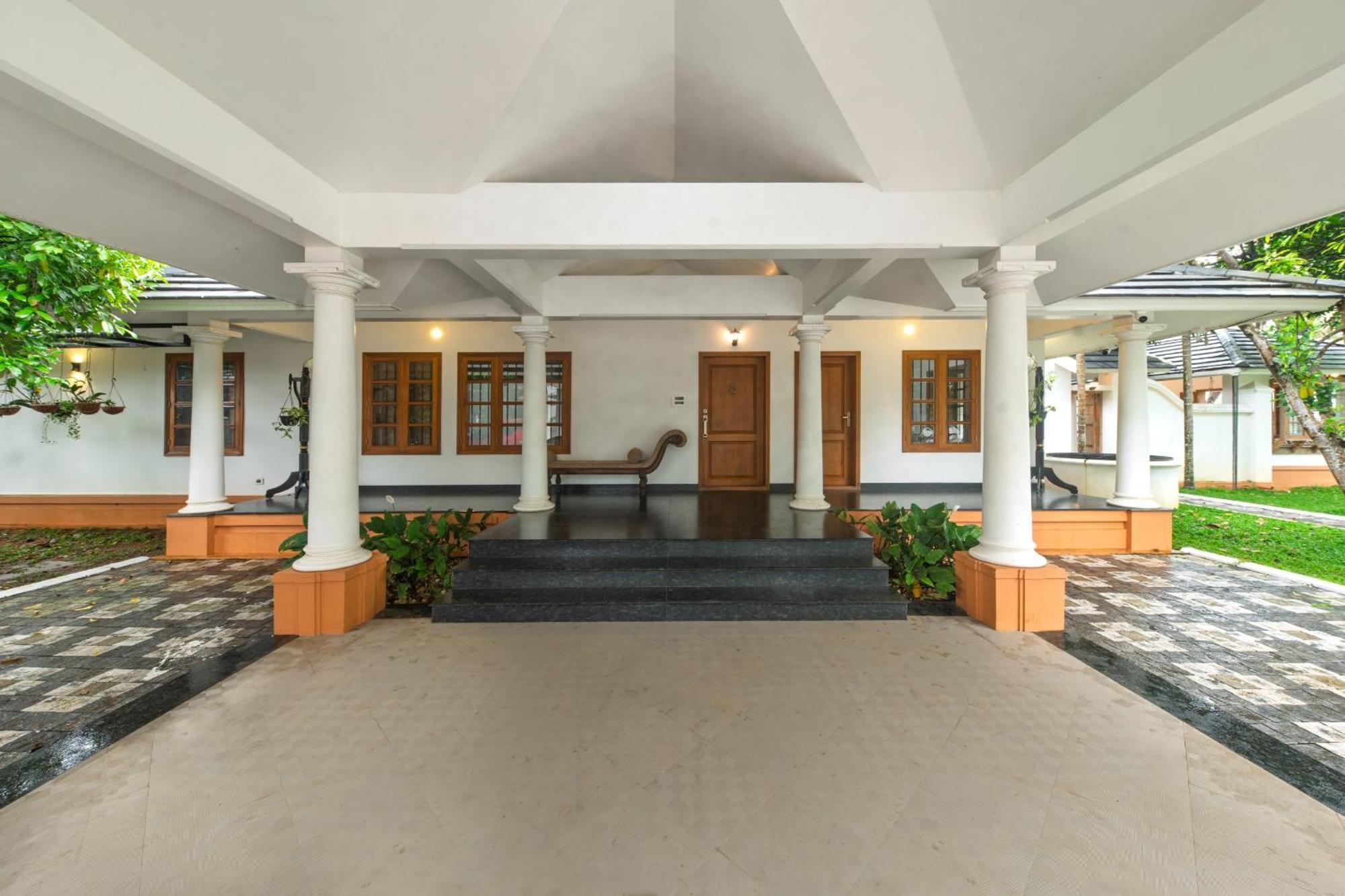 Waterfront By Palmyra Apartamento Kollam Exterior foto